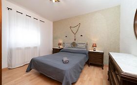 Gran Casa Rural Al Aire Libre En Grisel